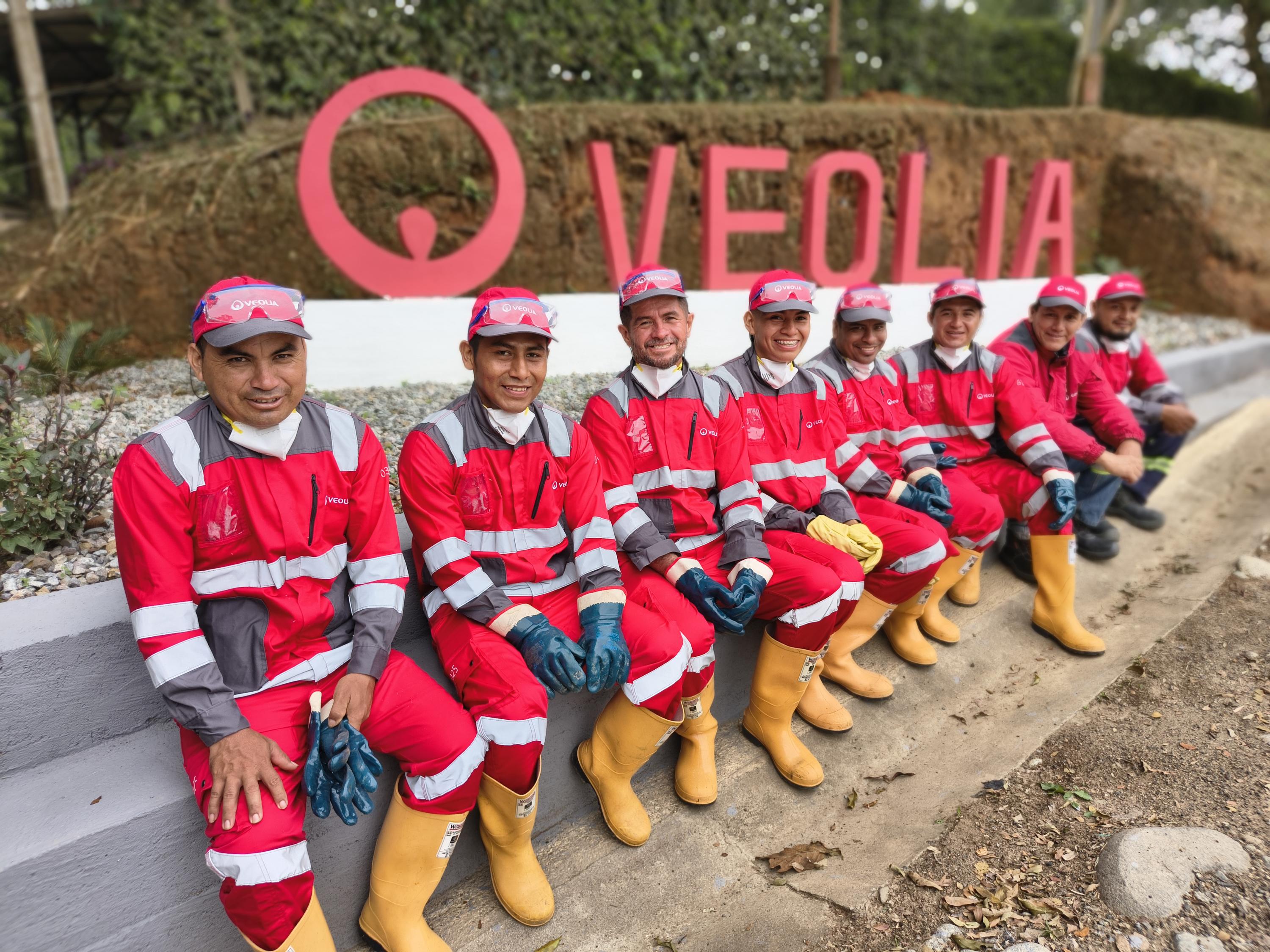 Esta gestión técnica garantiza el cumplimiento normativo y la sostenibilidad ambiental en todas las operaciones del Centro.